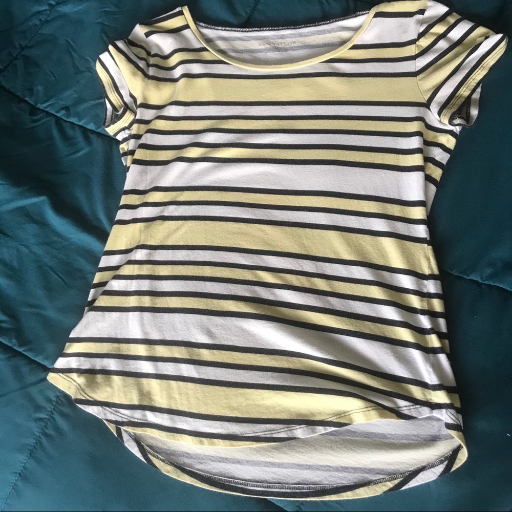 Women’s Ann Taylor medium short sleeve shirt